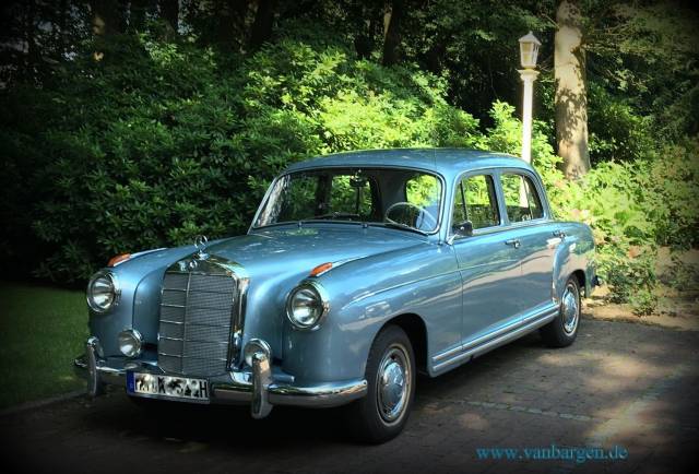Immagine 1/23 di Mercedes-Benz 220 SE (1959)