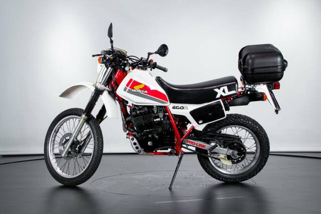 Image 1/50 of Honda DUMMY (1983)