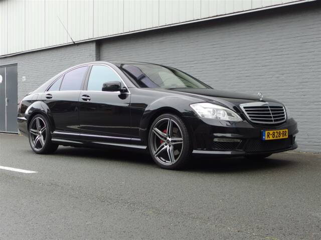 Bild 1/100 von Mercedes-Benz S 500 (2008)
