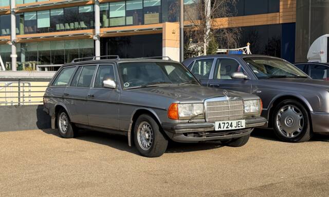 Bild 1/50 von Mercedes-Benz 280 TE (1983)