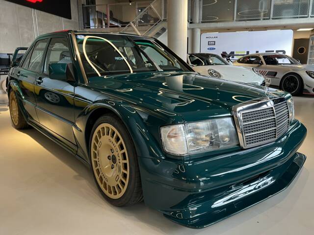Image 1/27 of Mercedes-Benz 190 E 2.5-16 (1989)