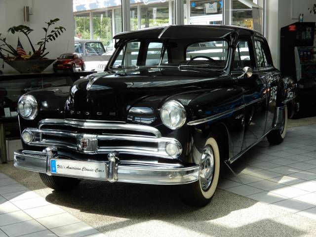 Image 1/20 of Dodge Coronet (1950)