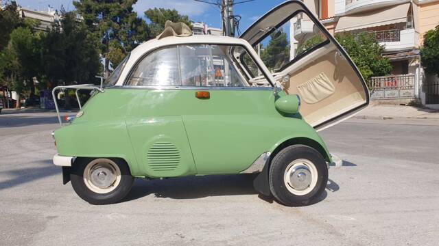 Image 1/98 of BMW Isetta 250 (1961)