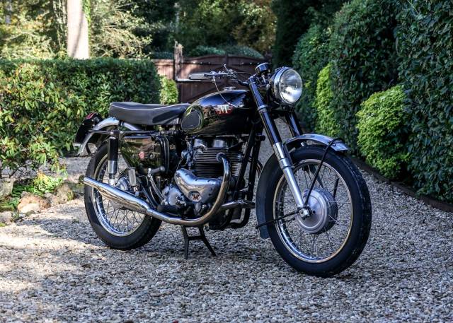 Bild 1/11 von Matchless DUMMY (1961)