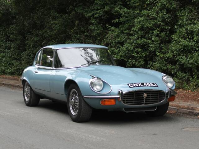 Bild 1/16 von Jaguar E-Type V12 (2+2) (1971)