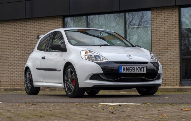 Bild 1/8 von Renault Clio II 2.0 RS Cup (2009)
