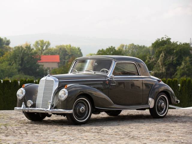 Image 1/50 of Mercedes-Benz 220 Coupe (1954)