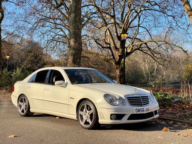 Afbeelding 1/47 van Mercedes-Benz E 63 AMG (2006)