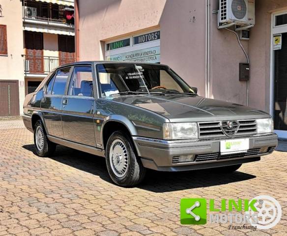 Immagine 1/10 di Alfa Romeo 90 2.0 V6 (1986)