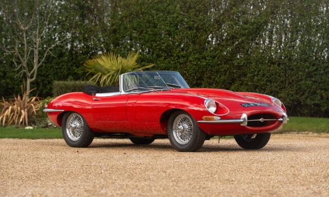Image 1/50 of Jaguar E-Type (1967)