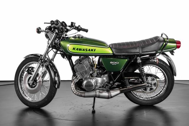 Image 1/23 of Kawasaki DUMMY (1973)