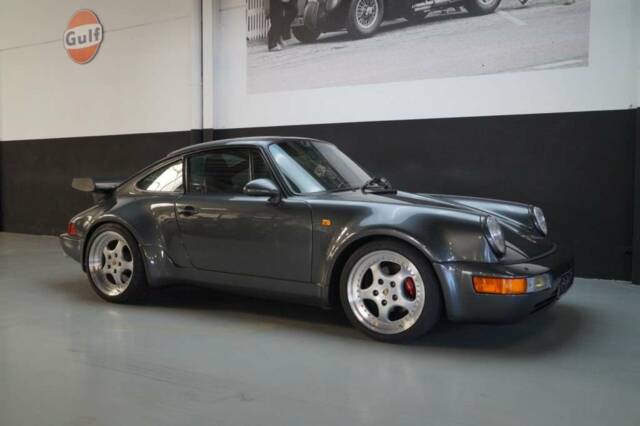 Bild 1/50 von Porsche 911 Carrera 2 (1990)