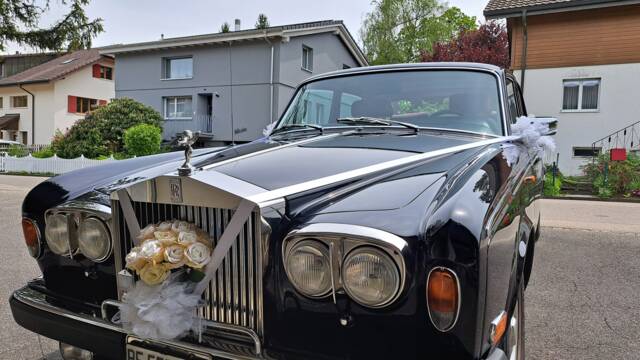 Image 1/25 of Rolls-Royce Silver Shadow II (1980)
