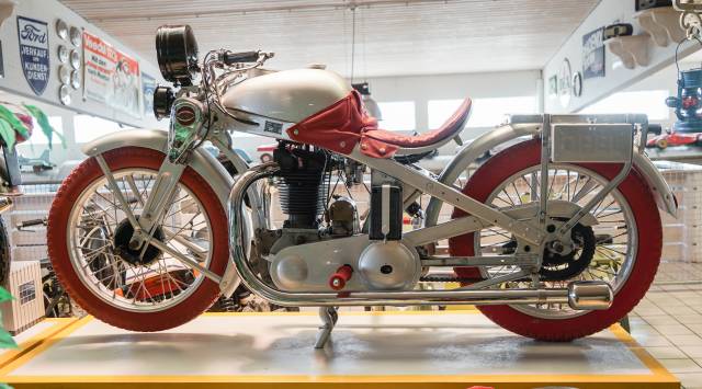 Image 1/12 of Opel DUMMY (1928)