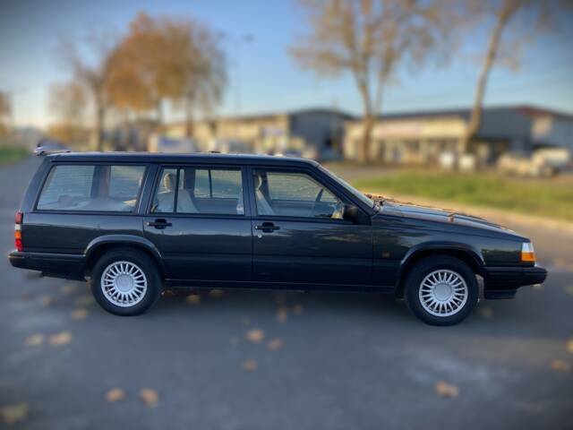 Immagine 1/20 di Volvo 940 2.4D GL (1992)