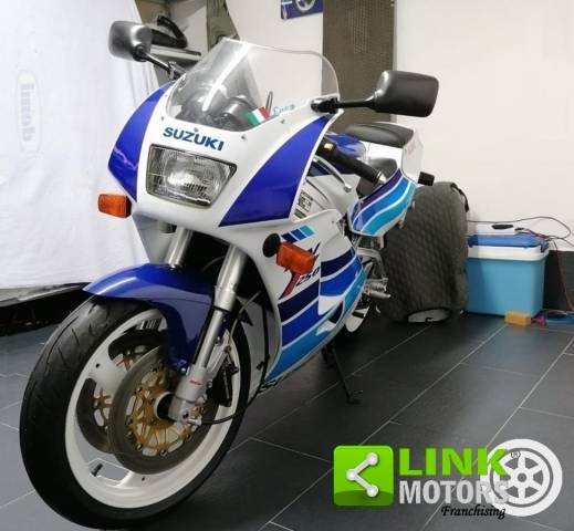 Image 1/24 of Suzuki DUMMY (1992)