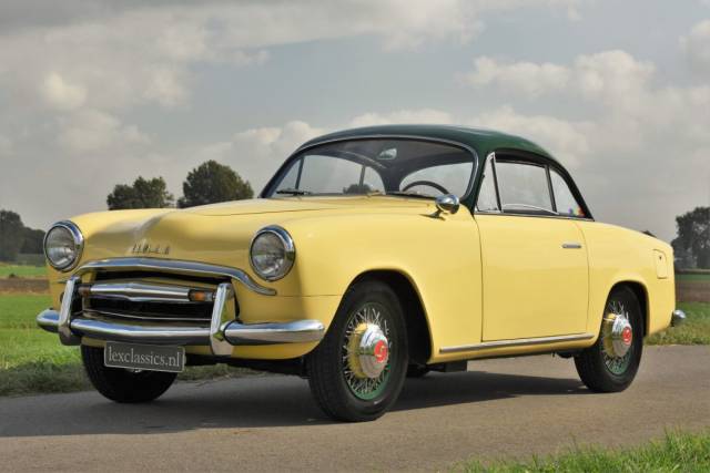 Image 1/37 of SIMCA 9 Sport (1953)