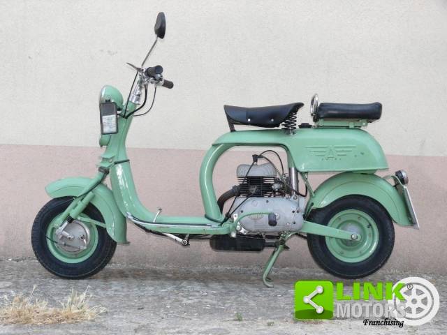 Imagen 1/4 de MV Agusta 125 Bialbero (1952)