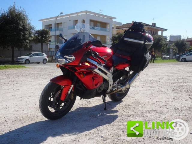 Immagine 1/15 di Aprilia SL 1000 Falco (2001)