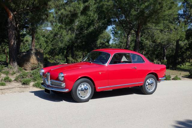 Imagen 1/18 de Alfa Romeo Giulietta Sprint Veloce (1960)