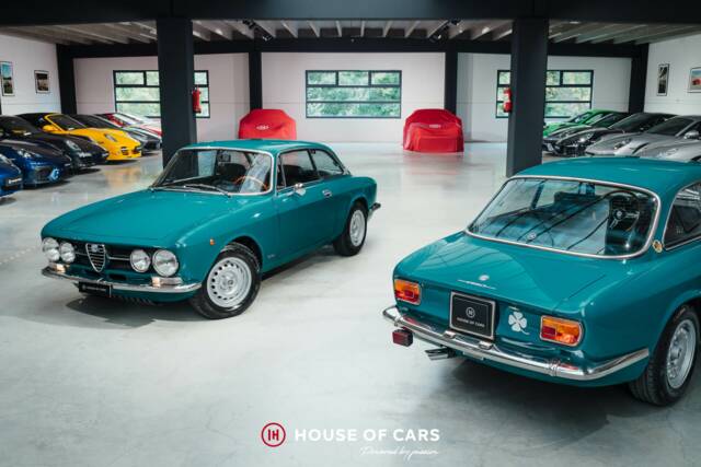 Image 1/25 of Alfa Romeo 1750 GT Veloce (1970)
