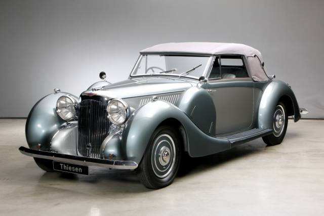 Image 1/26 de Lagonda V12 DHC (1938)