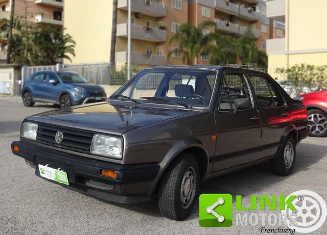 Image 1/9 of Volkswagen Jetta II  1.3 (1985)
