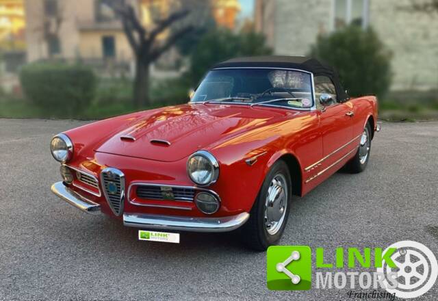 Image 1/10 de Alfa Romeo 2000 Spider (1960)