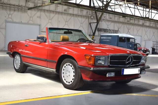 Image 1/94 de Mercedes-Benz 560 SL (1988)