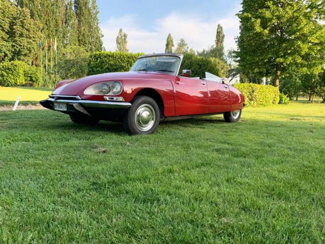 Image 1/44 de Citroën DS 20 Vernagallo (1972)