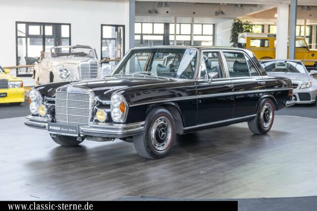 Afbeelding 1/15 van Mercedes-Benz 300 SEL 6.3 (1972)