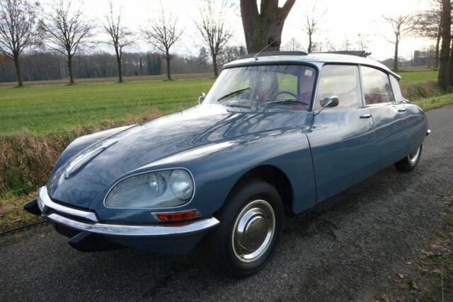Image 1/7 of Citroën ID 19 (1969)