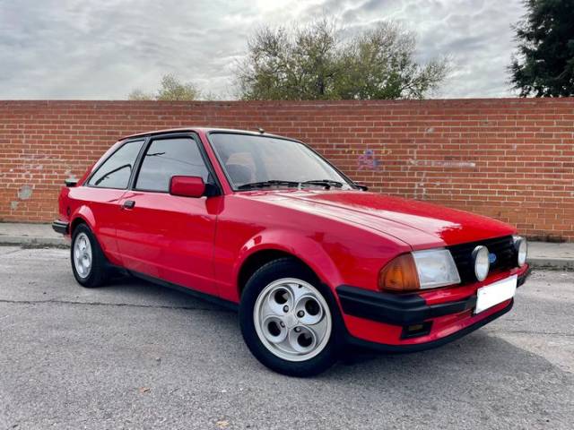 Bild 1/9 von Ford Escort XR3i (1985)