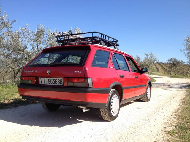 Immagine 1/36 di Alfa Romeo 33 - 1.3 Sportwagon 4x4 (1993)