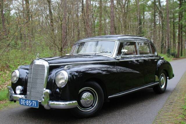 Bild 1/7 von Mercedes-Benz 300 b (1955)