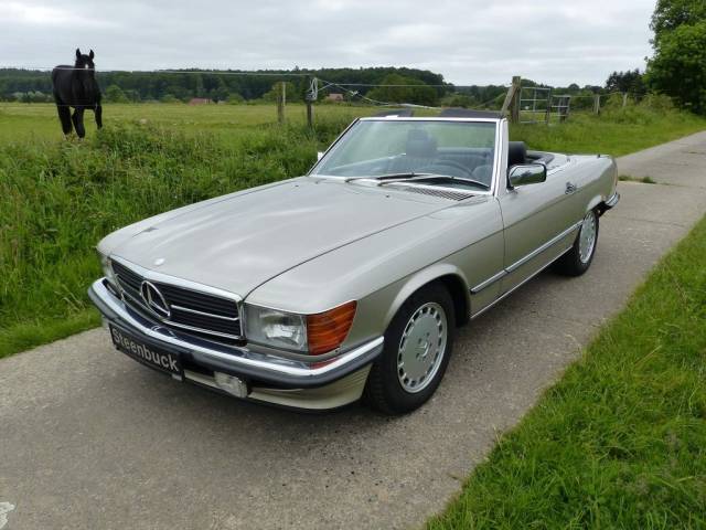 Mercedes-Benz 300 SL (R 107) Roadster 1986