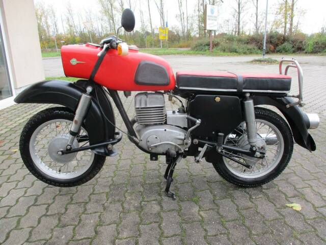Bild 1/14 von MZ DUMMY (1900)