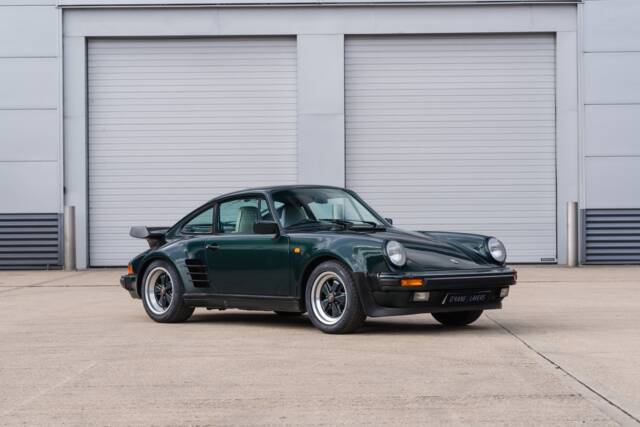 Image 1/52 of Porsche 911 Carrera 3.2 (1989)