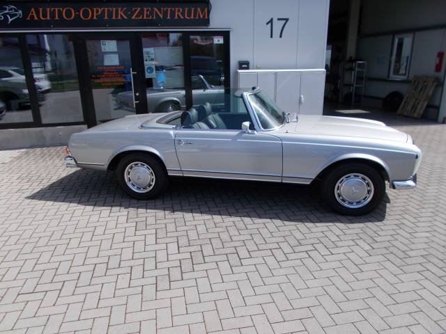 Bild 1/17 von Mercedes-Benz 280 SL (1968)