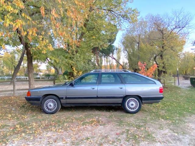 Image 1/5 of Audi 100 Avant - 2.2E Turbo Quattro (1990)