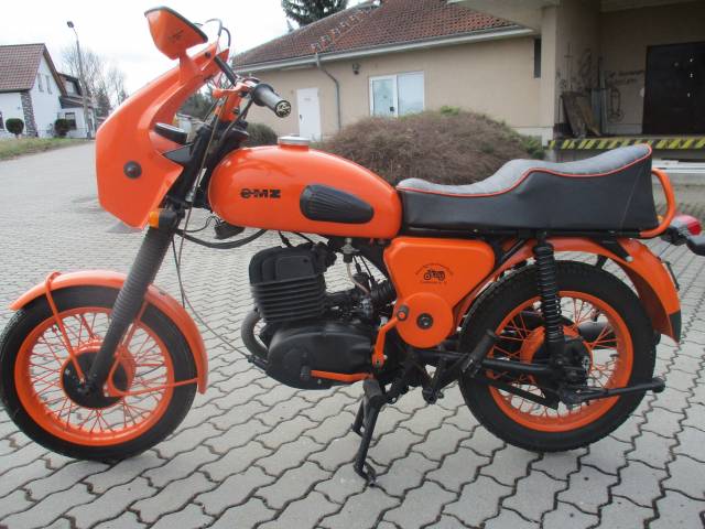 Image 1/16 of MZ DUMMY (1975)