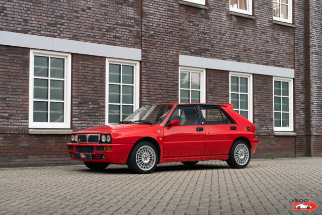 Image 1/33 of Lancia Delta HF Integrale Evoluzione I (1991)