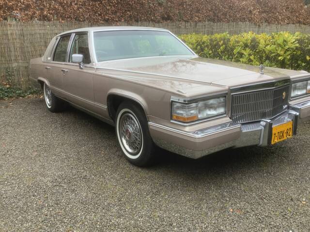 Bild 1/8 von Cadillac Brougham Elegance (1992)