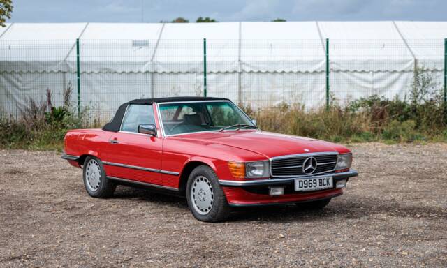Immagine 1/50 di Mercedes-Benz 420 SL (1988)