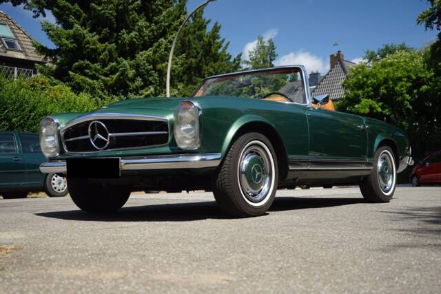 Image 1/7 of Mercedes-Benz 280 SL (1969)