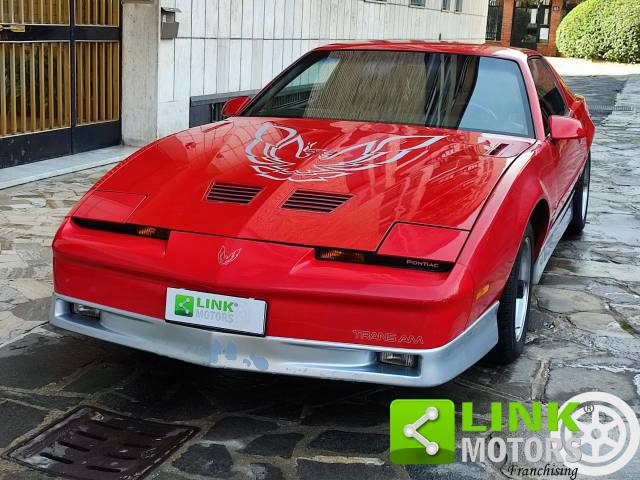 Image 1/10 of Pontiac Firebird TransAm (1989)