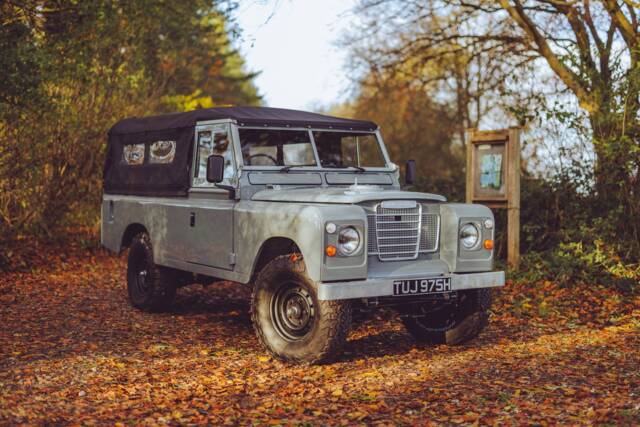 Image 1/8 de Land Rover 109 (1970)