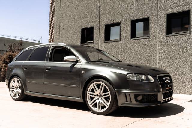 Image 1/50 of Audi RS4 Avant (2006)