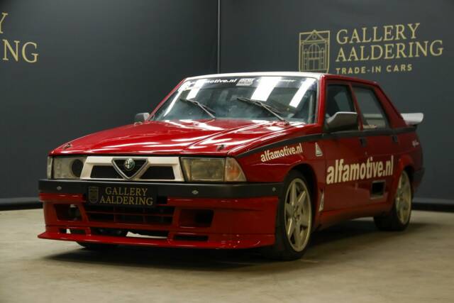 Image 1/50 of Alfa Romeo 75 3.0 V6 QV (1990)