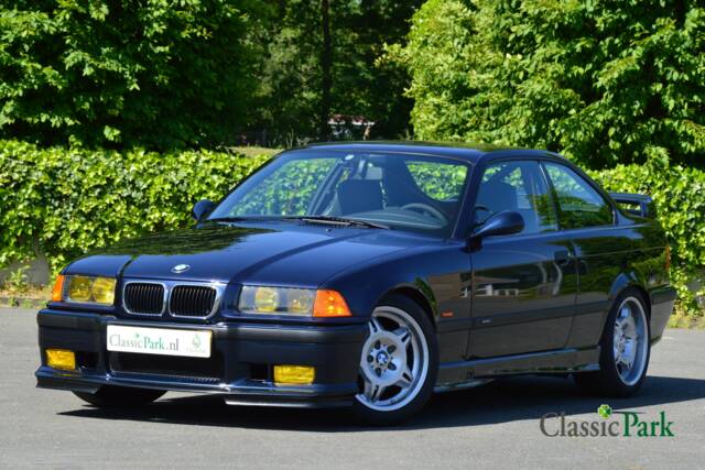 Image 1/50 de BMW 323i (1998)